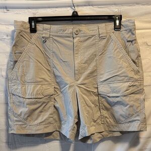 Columbia  PFG Men's Large Casual Cargo Shorts - Light Khaki Omni-Shade